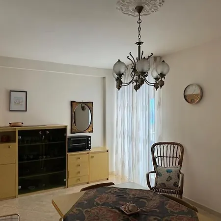 House Sisters Gallipoli